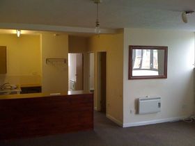 2 bedroom Property t...